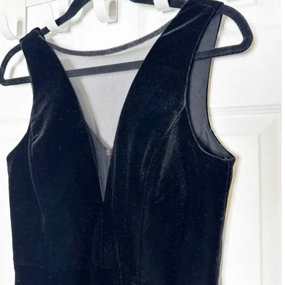 Nightway Black Velvet Illusion Plunge V Neck High Slit Maxi Gown Dress Sz 8 - Picture 3 of 9
